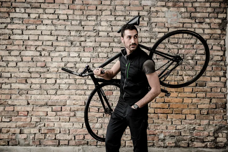 Q36.5 Active Wear Trousers : Black-4