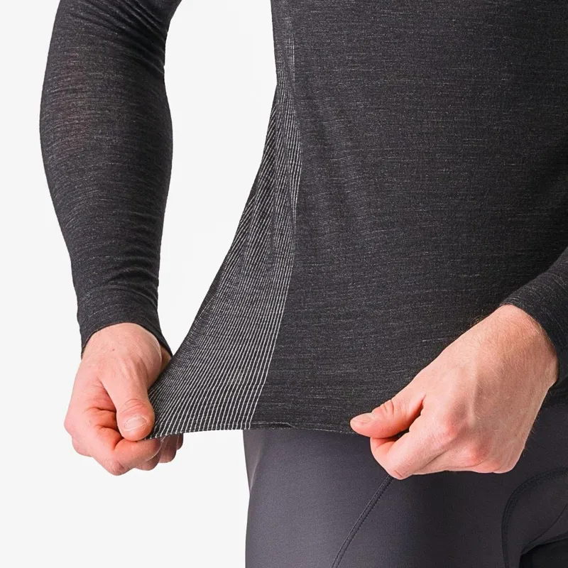 Castelli Merino Seamless Long Sleeve Base Layer in Black-4