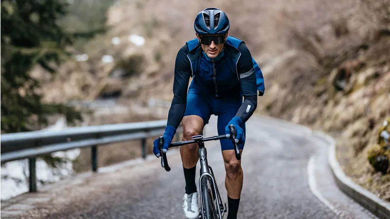 Q36.5 L1 Essential Vest : UNISEX : NAVY-2