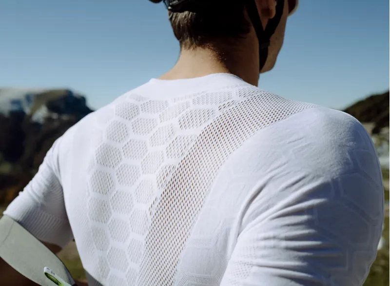 Q36.5 Base Layer 2 : Short Sleeve : WHITE-2