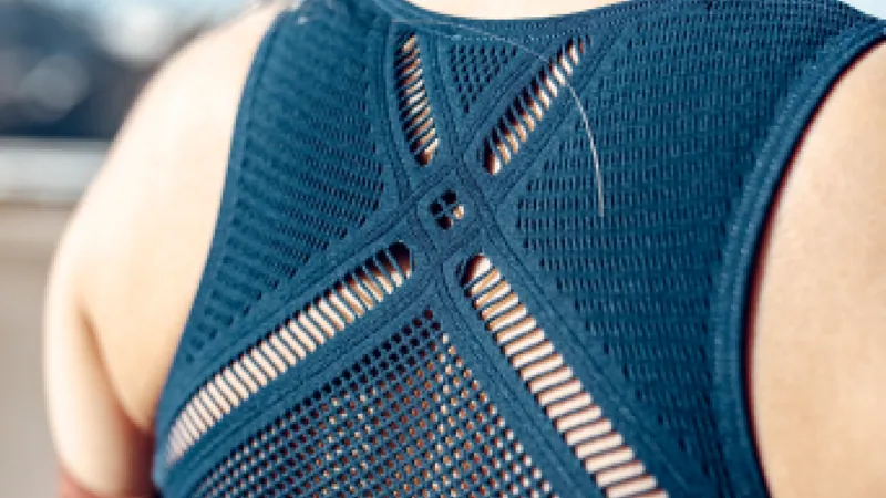 Q36.5 Seamless Bra in NAVY-2