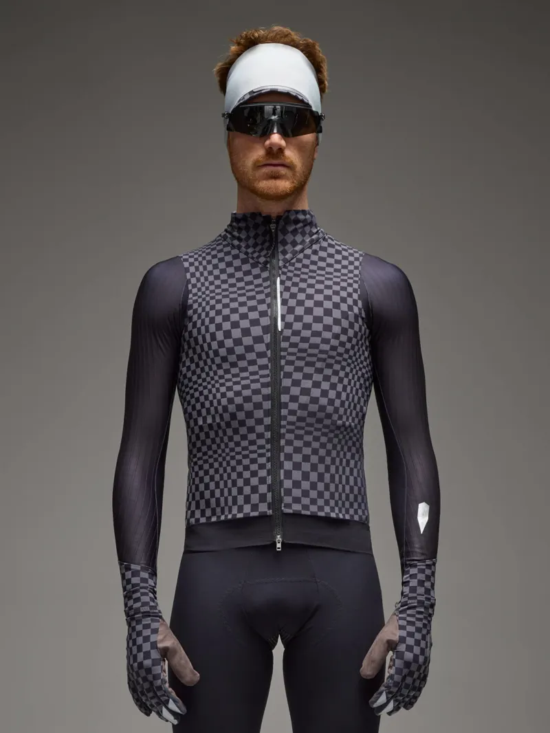 Q36.5 Dottore Hybrid Vest : CHECK GREY-2