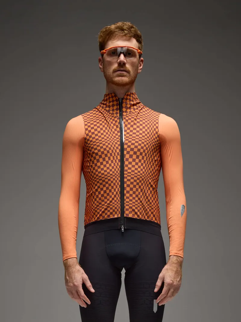 Q36.5 Dottore Hybrid Vest : CHECK ORANGE-2