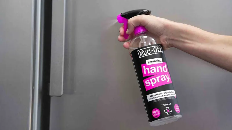 Muc-Off Anti Bacterial Alcohol Hand Sanitising Spray : 500ml-2