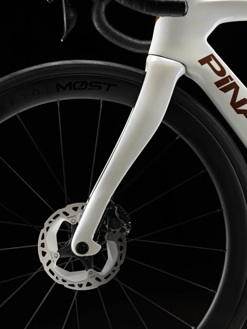 2026 Pinarello F7 Ultegra Di2 + Ultrafast 45 Wheels : Alabaster White-5