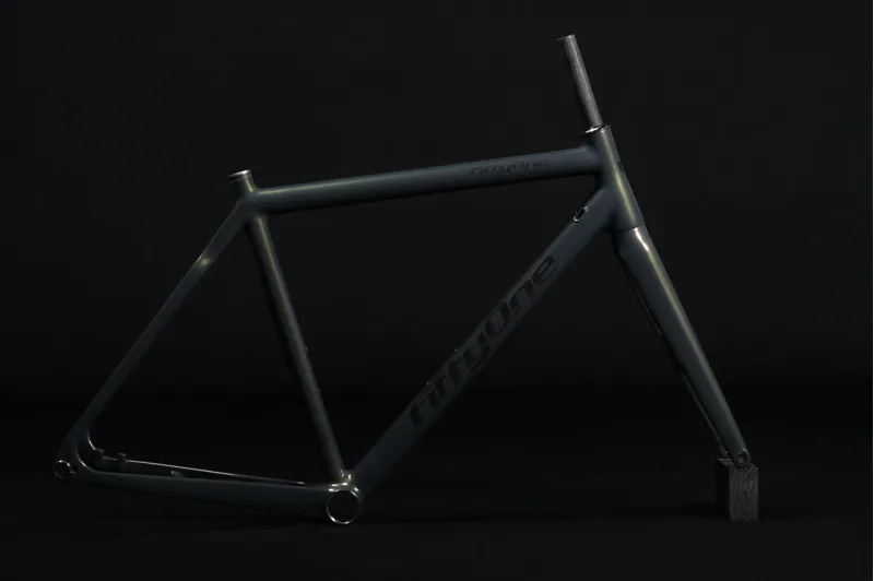 FiftyOne GRAVEL Disc CUSTOM FRAME : Integrated-3
