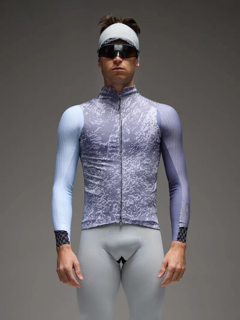 Q36.5 Gregarius Hybrid Vest : Alpi Camo : GRISAILLE BLUE-2