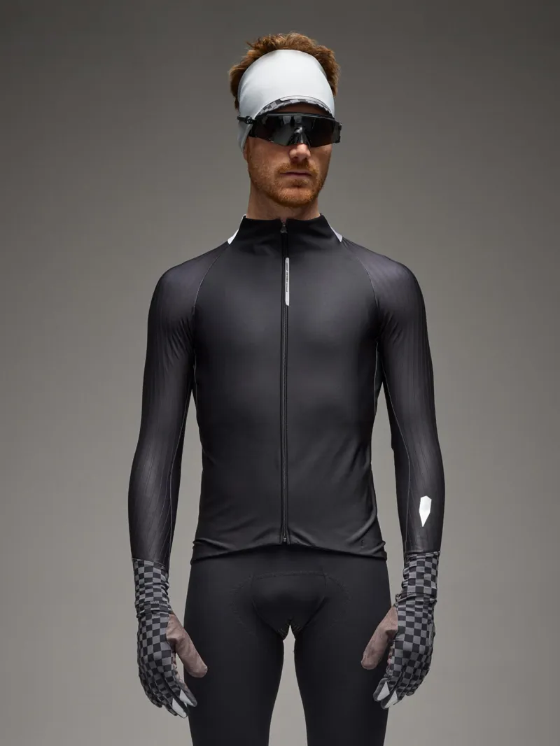 Q36.5 Gregarius Hybrid Collar Fade Long Sleeve Jersey : Black-2