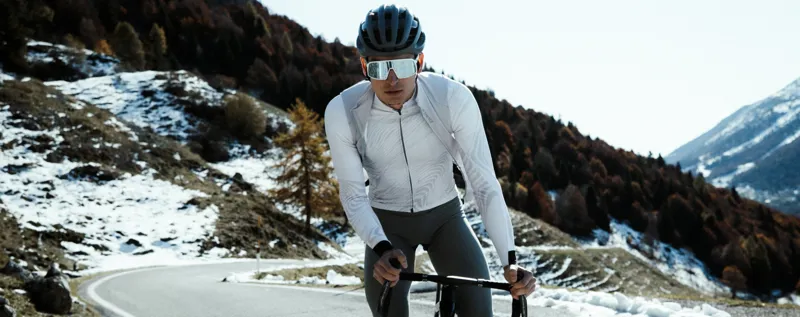 Q36.5 Gregarius Hybrid Dolomites Long Sleeve Jersey : SILVER GREY-4