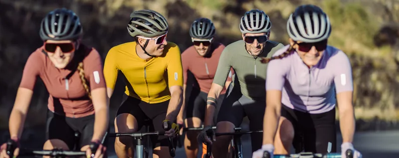 Q36.5 Womens Pinstripe PRO Short Sleeve Jersey : BLACK-2