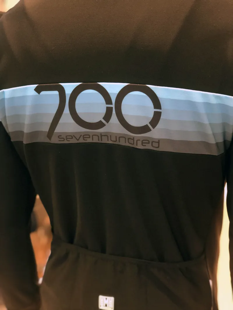 700 Gradient Aquazero Long Sleeve Thermal Cycling Jersey : Black-6