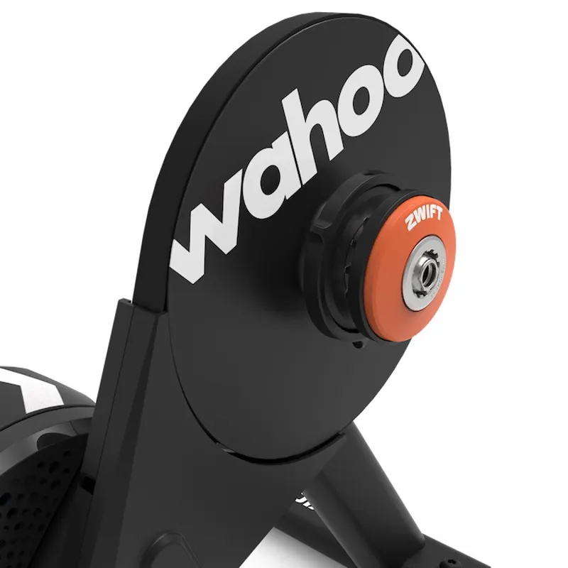 Wahoo KICKR CORE 2 Smart Trainer : Zwift Cog + Click
