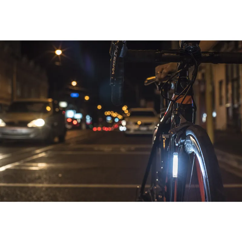 Knog PLUS : FRONT Light : Black-3