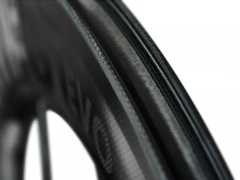 Lightweight Fernweg EVO Carbon Clincher Tubeless DISC Wheels : 85mm-4