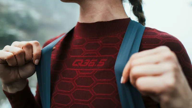 Q36.5 Base Layer 3 : LONG SLEEVE : SIENA-5