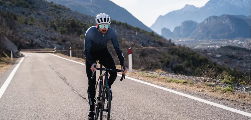 Q36.5 Y R2 Long Sleeve Cycling Jersey : Black-6