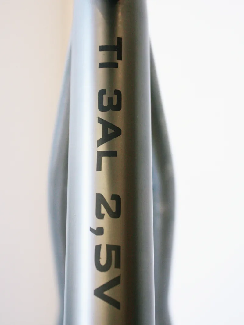 Nevi Titanium Bikes : Stelvio : FRAME-12