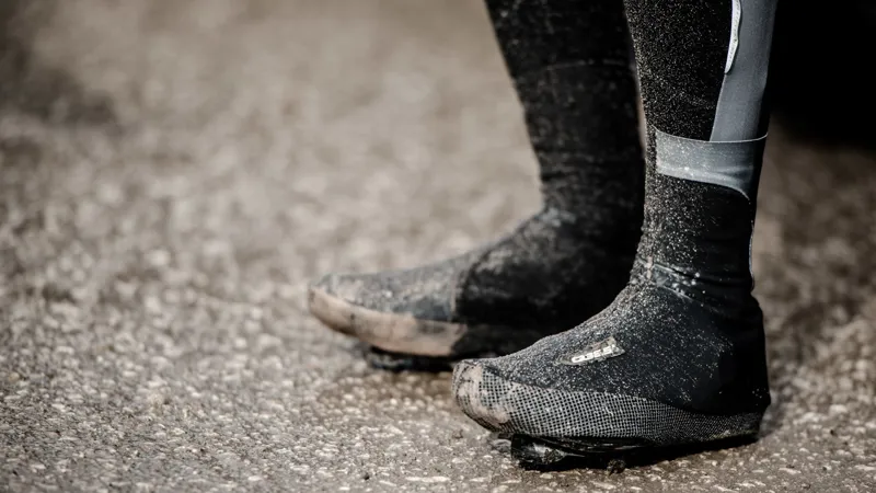 Q36.5 Hybrid Overshoes-2