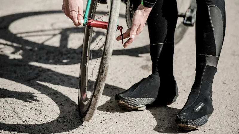 Q36.5 New Termico Overshoes : Black-2