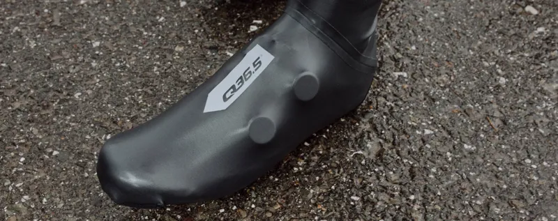 Q36.5 Rain Overshoes : Black-3