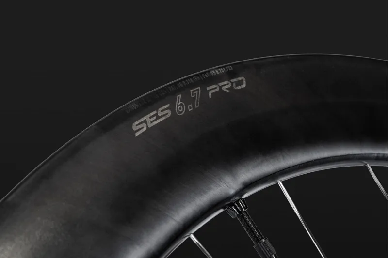 Enve SES 6.7 PRO Wheelset : White Decal-5