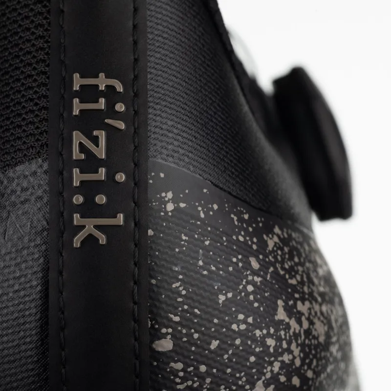 Fizik R4 Tempo Overcurve Road Cycling Shoes : Les Classiques-4