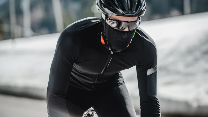 Q36.5 Termica X Thermal Cycling Jacket : BLACK-2