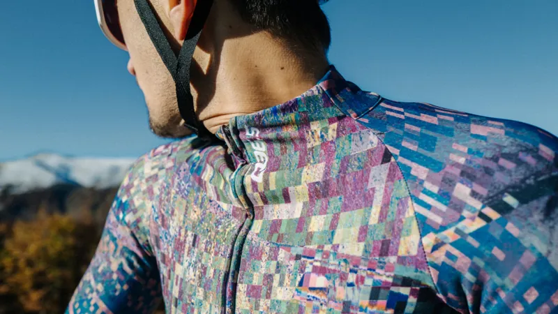 Q36.5 Gregarius Hybrid Long Sleeve Jersey : THERMOMAP-3