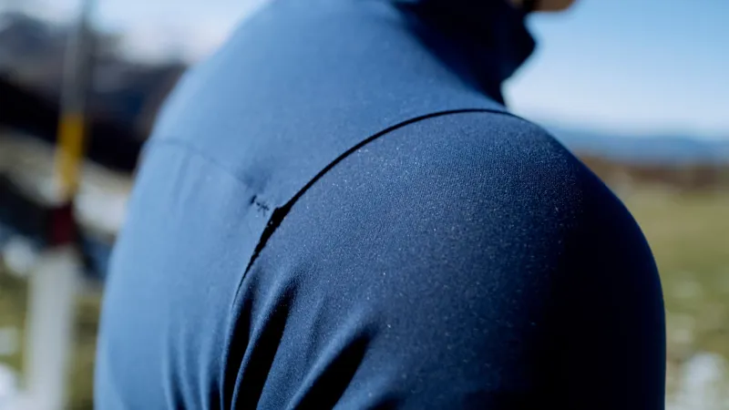 Q36.5 Dottore Hybrid Vest : NAVY-2