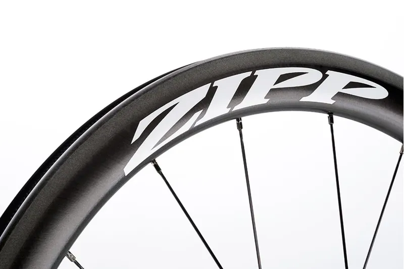 ZIPP 302 Carbon Clincher Wheel : Rear : Campagnolo-2