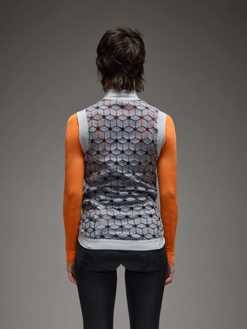 Q36.5 BULLET  PROOF Base Layer : Sleeveless-3