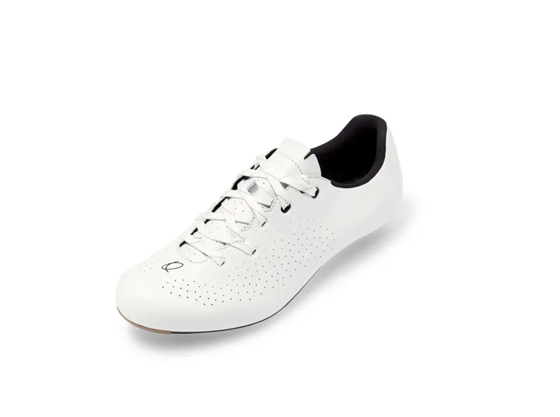 QUOC Escape Road LACE Cycling Shoes : WHITE