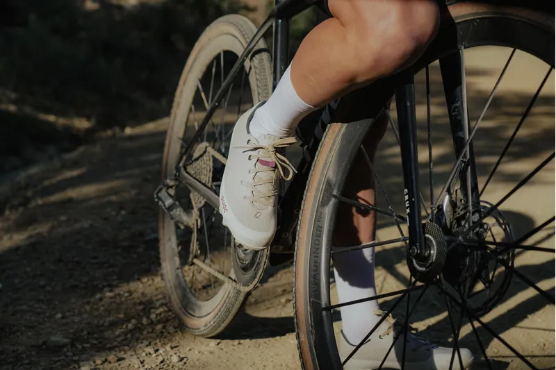 QUOC Gran Tourer XC LACE Gravel and Adventure Shoes : Chalk-6